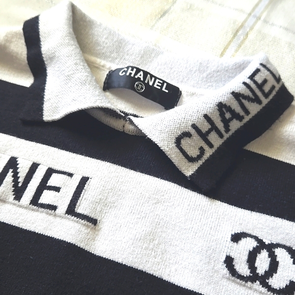 Black & White Striped Collared Sweater - Picture 3 of 11